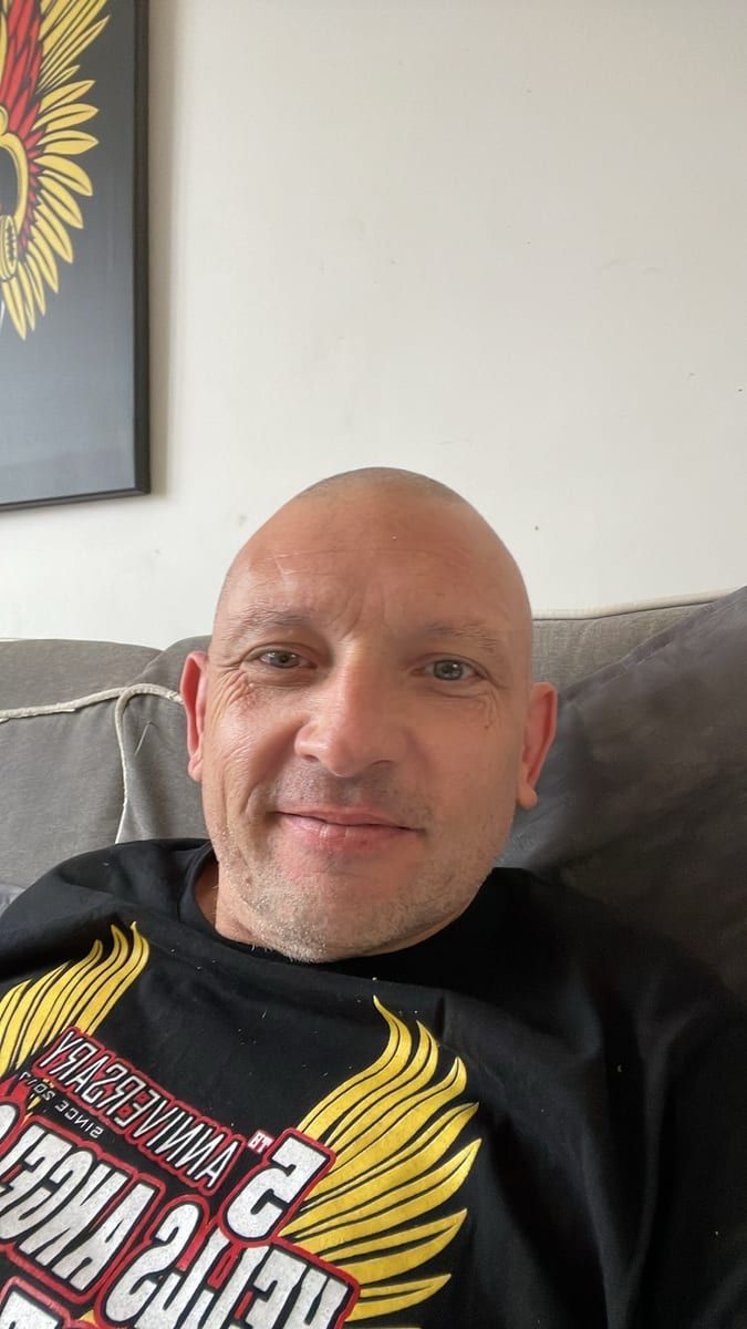 Profil de Hellmut